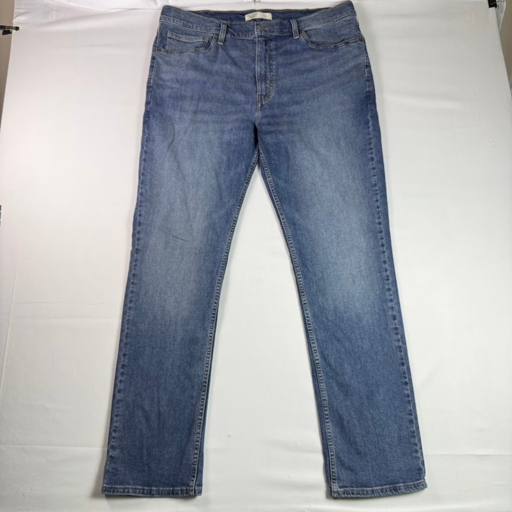 Levi's Jeans Slim Fit Medium Wash Blue Mens 38x32 Signature Gold Series